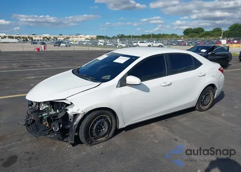 2019 Toyota Corolla Le z USA, uszkodzony, nr VIN 5YFBURHE3KP946216